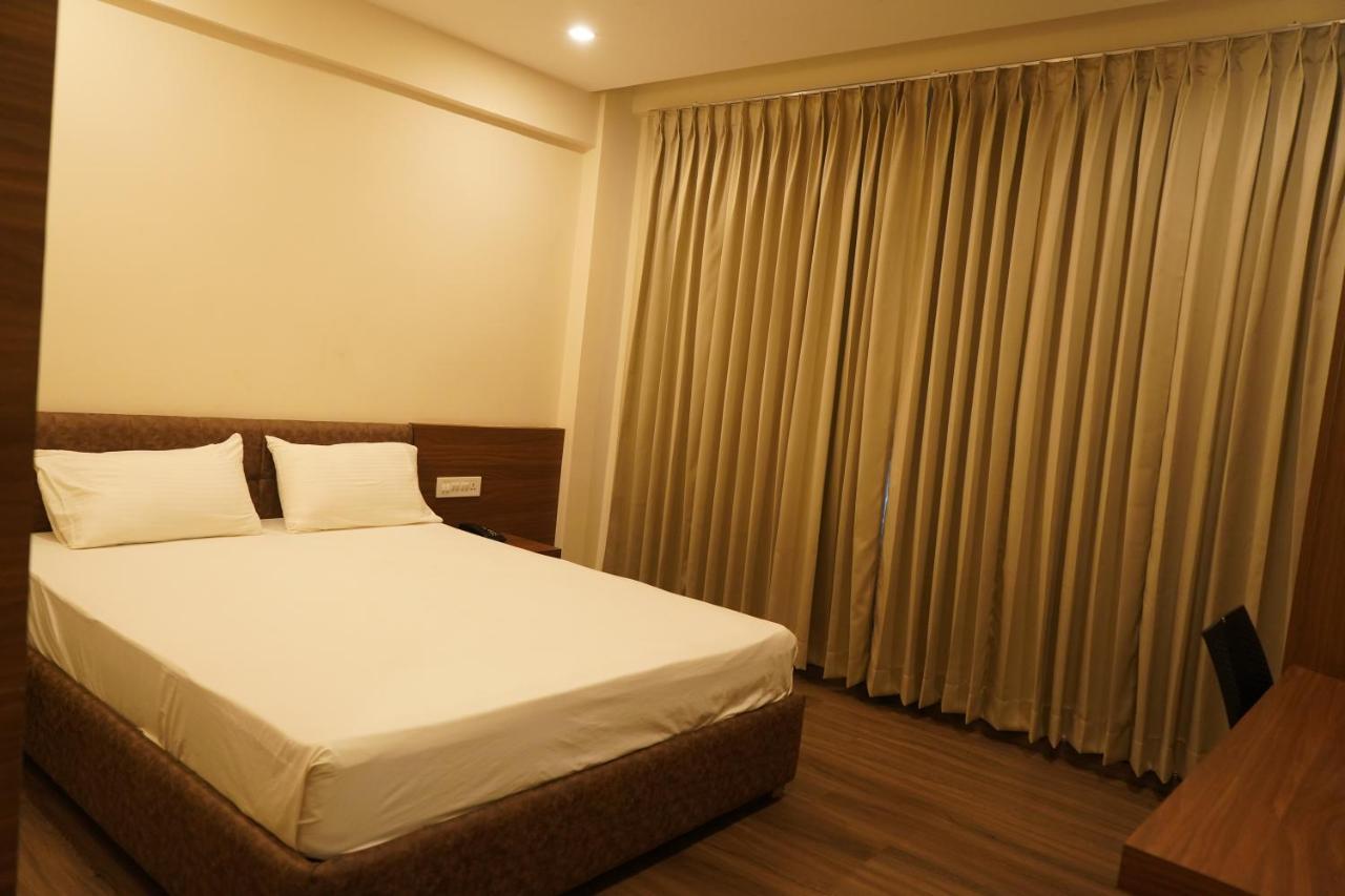 Hotel Bekal International Kāsaragod Dış mekan fotoğraf