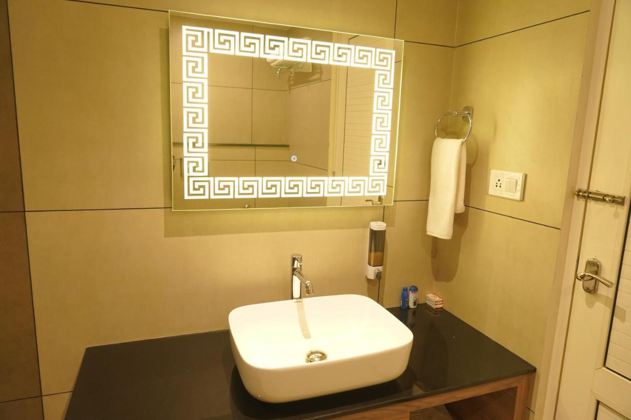 Hotel Bekal International Kāsaragod Dış mekan fotoğraf